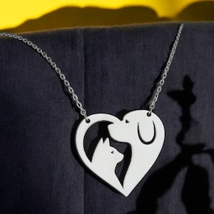 Pet Necklace in Sterling Silver, Dog Necklace with Heart, Cat Jewelry, Pet Remembrance Jewelry, Pet Memorial Gift, Gift for Pet lover