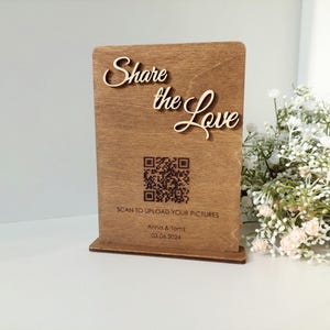 Cartello fotografico per matrimonio con codice QR Capture the Love - Cartello in legno tagliato al laser Share the Love - Cartello con codice QR personalizzato per matrimonio