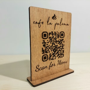 Scannen voor menu, QR-code menubord, op maat gegraveerd houten restaurantbord, houten QR-codebord voor café-bar