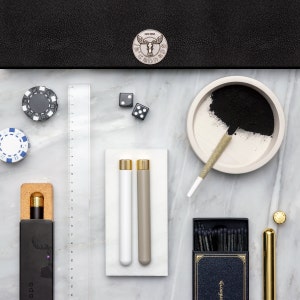 Contenedor para porros de latón La'Cannapa resistente a la humedad y a los olores, estuche para porros con tapa para conos, estuche para porros, color azul