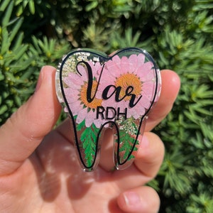 Handmade Pressed Flowers Tooth Name Tag I Magnetic name tag I Name tag for DA, Dental Hygienist, Dentist, Dental student
