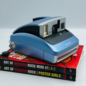 Polaroid ONE 600 fully automatic pop up design tested working 90s instant photograpy 600 Type Film Polaroid Vintage Camera blue camera