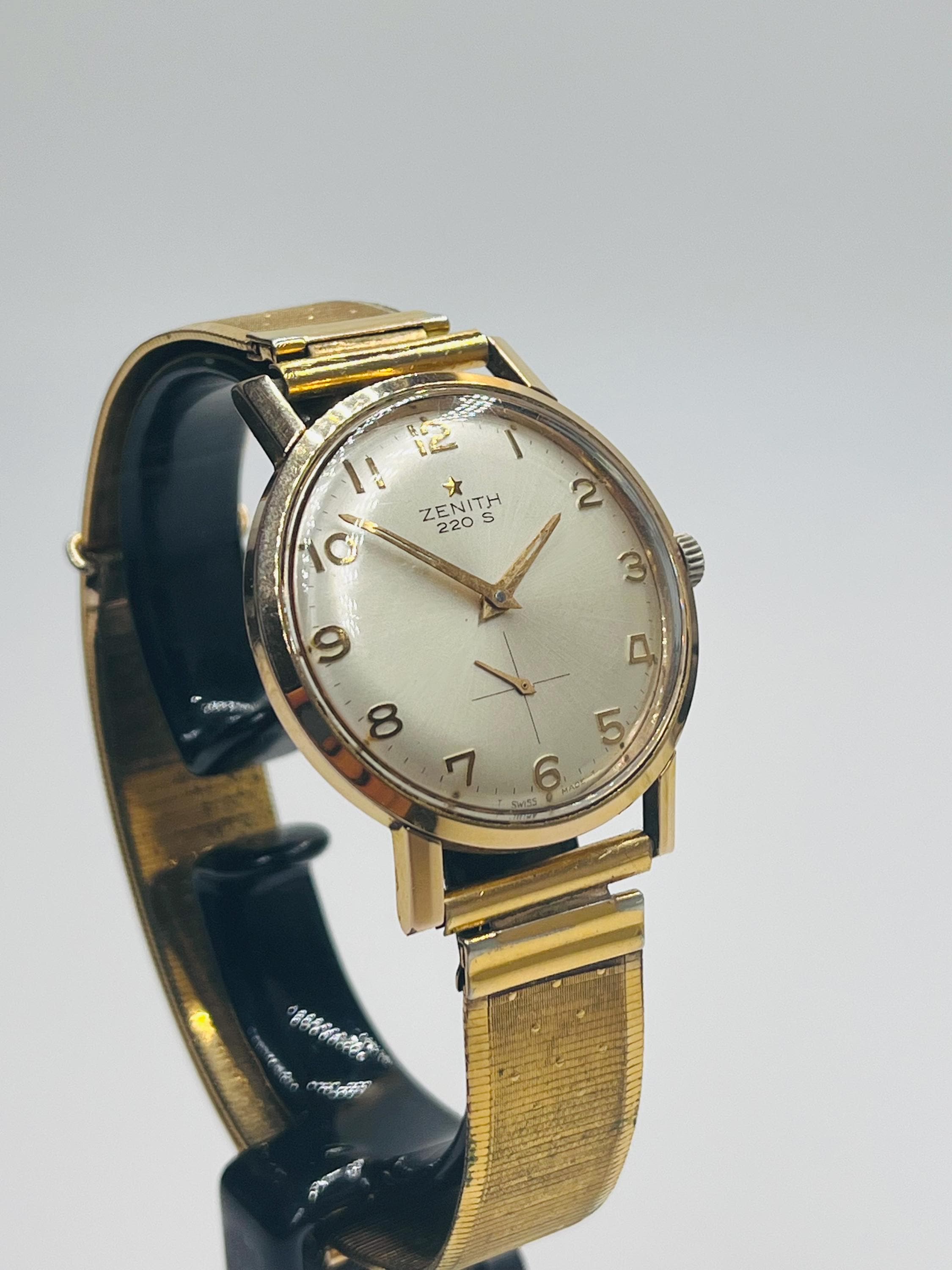 Vintage Zenith 220S Manual Wind Watch With Golden Bracelet - Etsy