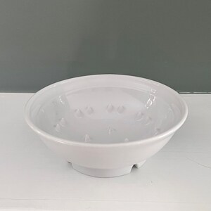 White Ceramic Grating Bowl for Garlic