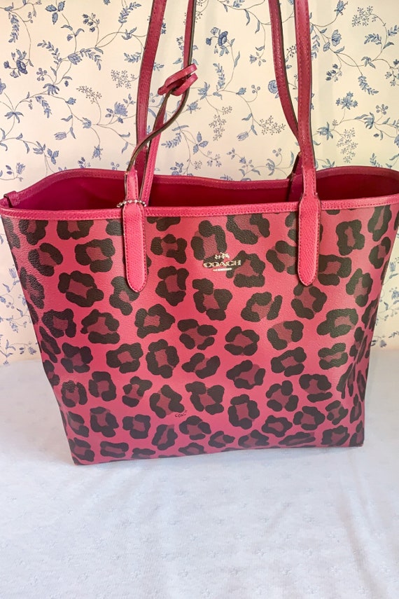 Ultra Rare Coach City Tote in Reversible Pink/pink Leopard - Etsy Ultra Rare Coach City Tote in Reversible Pink/pink Leopard - Etsy
