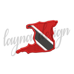 Puede incluir: Un contorno de la isla de Trinidad y Tobago en rojo, relleno con la bandera del país. La bandera presenta una banda negra diagonal con un borde blanco sobre un fondo rojo.