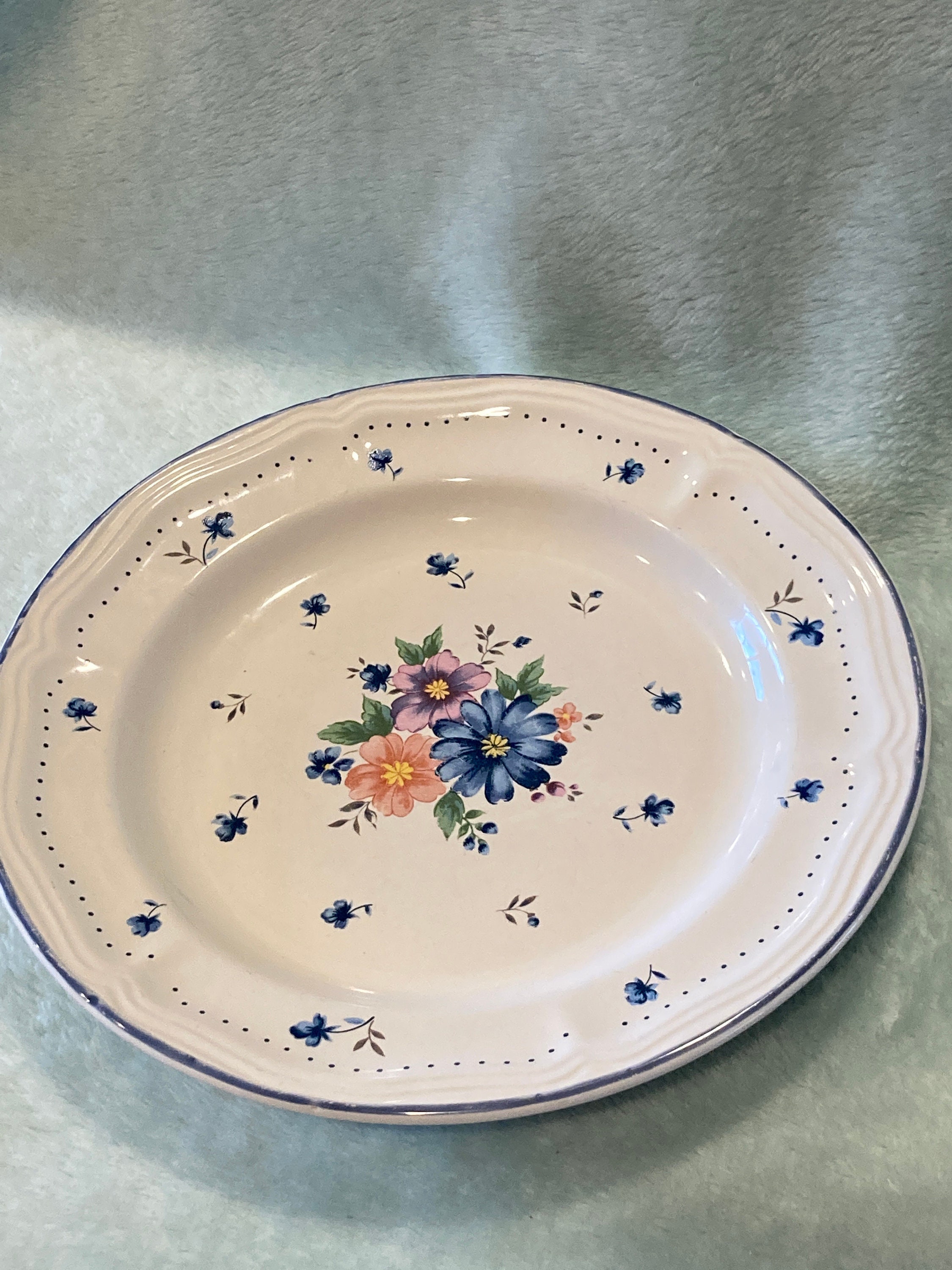 Vintage 90's PROVINCIAL BOUQUET Thailand Stoneware Bread Salad 8