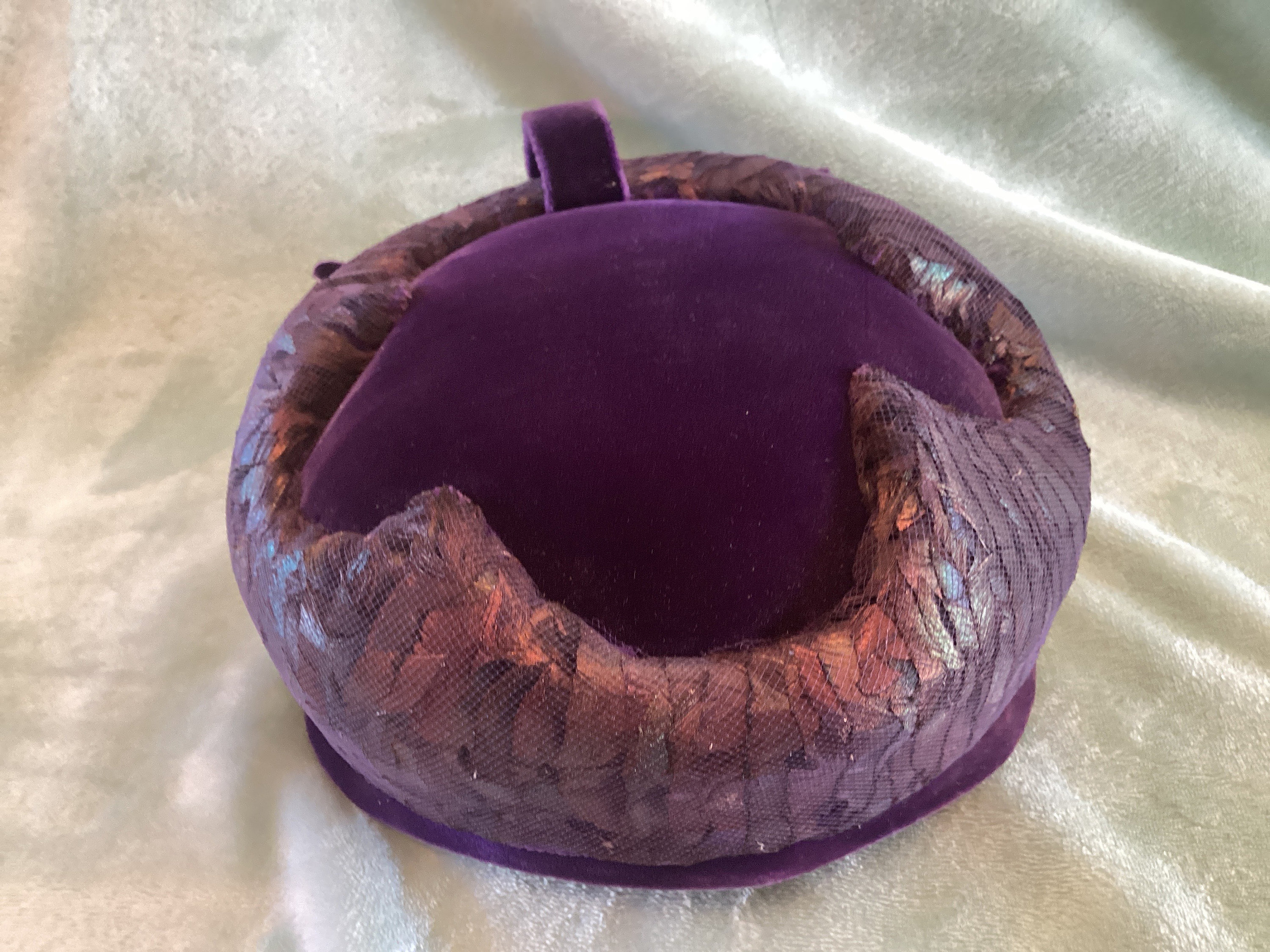 A RARE FIND  VINTAGE JACK MCONNELL GALLY HO  PURPLE FEATHERED HAT Vintage Purple Feather Jack Mcconnell Hat | Shop THRILLING main image 4