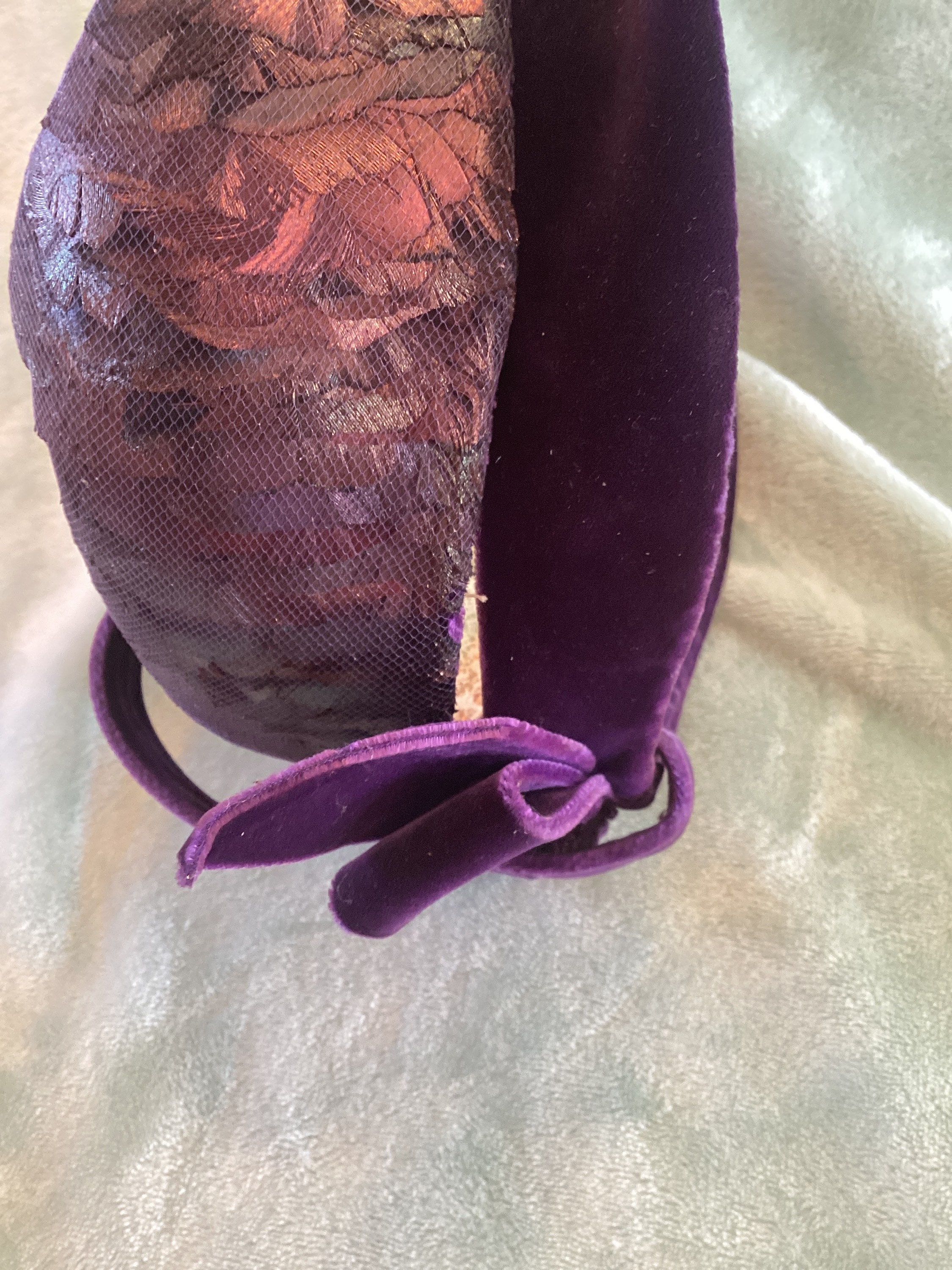 ONE OF A KIND DESIGNER JACK MCCONNELL VINTAGE PURPLE FELT HAT + FEATHER DETAILS Vintage One of a Kind Jack Mcconnell Purple Velvet Hat  main image 2