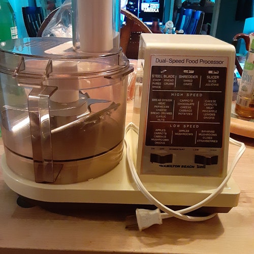 Vintage Hamilton beach food processer model 7024 *original manual included agrohort.ipb.ac.id