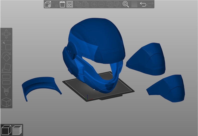 Peut inclure: Un casque bleu imprim&eacute; en 3D avec une visi&egrave;re et des pi&egrave;ces s&eacute;par&eacute;es pour les c&ocirc;t&eacute;s et l'arri&egrave;re.