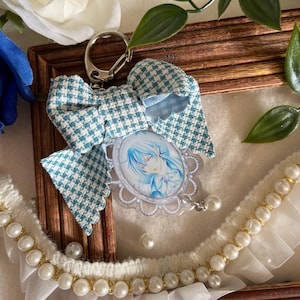 Keychain Vintage Style Anime Vanitas No Carte