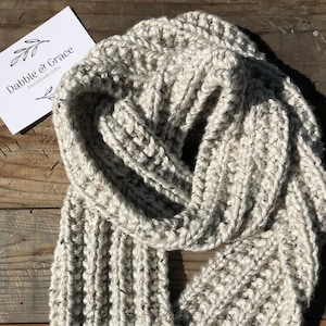 Chunky Knit Scarf / Hand Knitted Scarf / Unisex Scarf / Choice of Color/ Long Scarf/Hand Made Scarf/Hand Knit