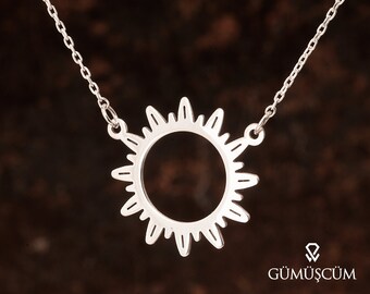 Silver Sun Necklace. Sun Silver Pendant, Silver Dainty Sun Necklace. Minimalist Sun Figured Pendant. Silver Sun Dainty Necklace.