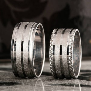 Wedding Bands Couple, His and Hers Silver Wedding Rings, 925 Sterling Silver Wedding Rings, Matching Wedding Band, Silver Wedding Band Set