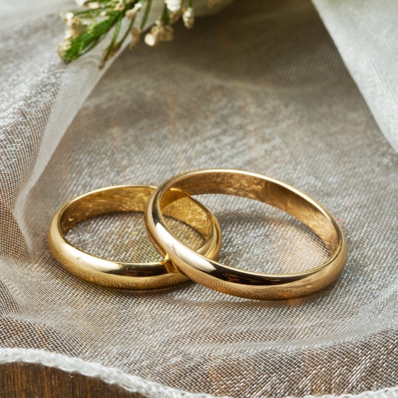 Classic 4mm His and Hers Silver Wedding Rings 14K Gold Plated