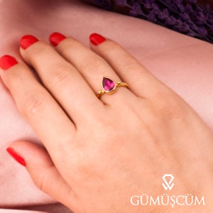 ruby Ring,
red ruby Ring,
ruby Silver Ring,
Gemstone Ring,
Woman Silver Ring,
Amber Gold Ring,
24K Gold Plated Ring,
Silver Ring,
Woman Ring,
Silver Woman Ring,
Statement Rings,
Mother day gift,
Baltic Amber Ring,