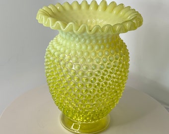 8" YELLOW TOPAZ OPALESCENT Hobnail Vaseline Vase