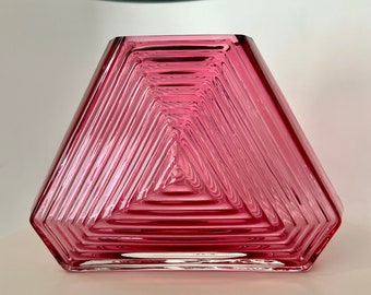 Pilgrim Glass "Metropolis" Cranberry Vase