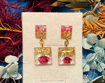 Pink baby breath gold square dangling earrings