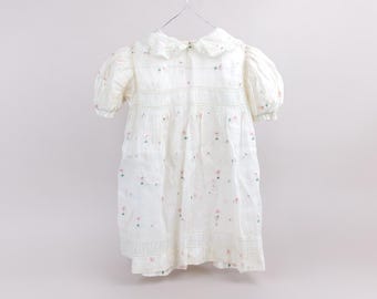Antique White Sheer Embroidered Ruched Doll's Dress, Peter Pan Collar,  Mother of Pearl Buttons, for a Medium to Large Sized Doll - Etsy