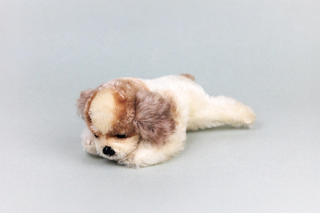 Vintage Steiff Floppy Sleepy Cocker Spaniel Dog, Mid Century