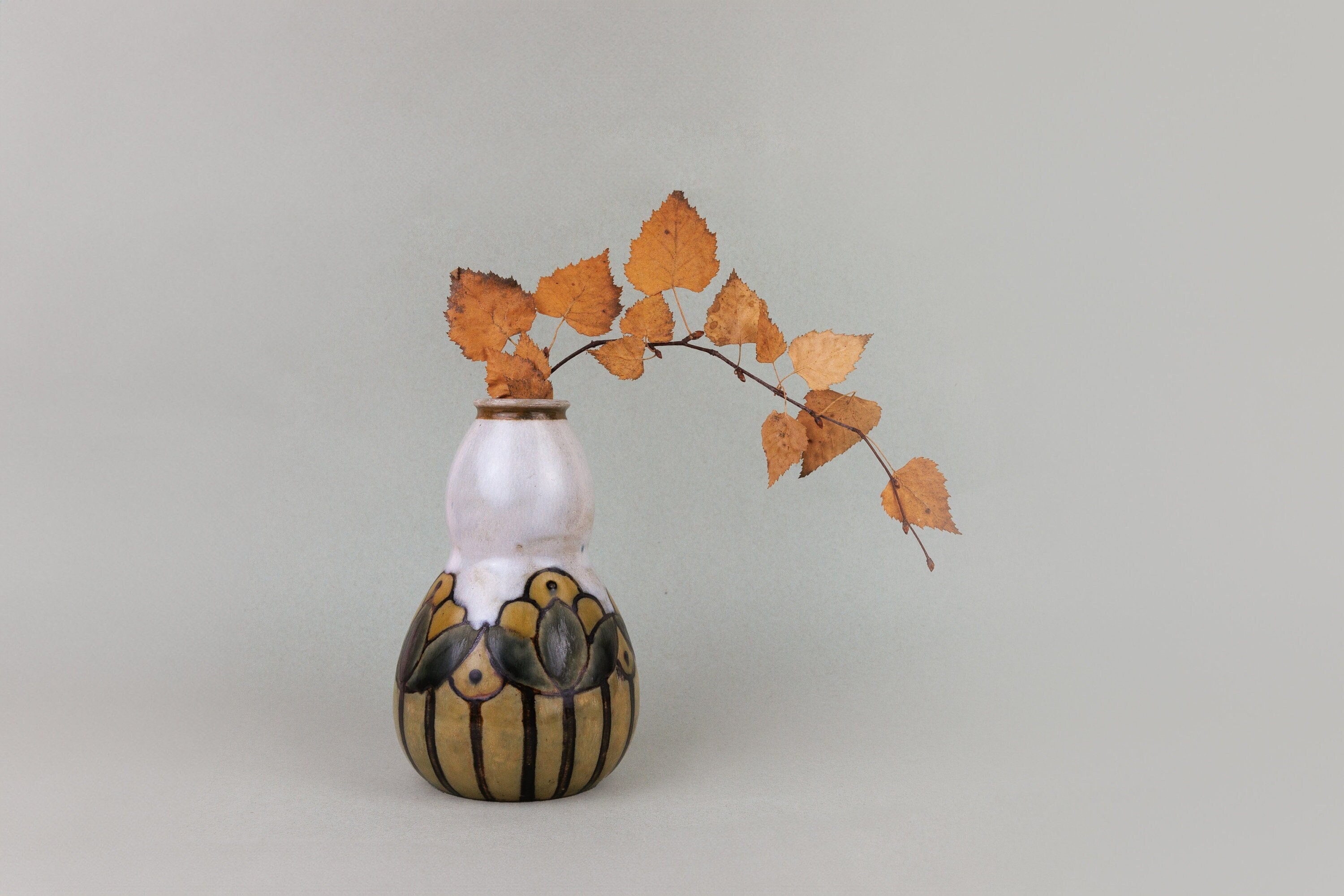 アールヌーボーの花瓶 - Etsy 日本