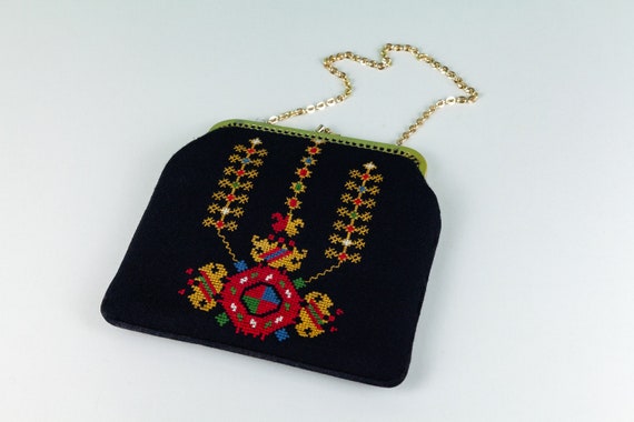 Vintage Black Embroidered Needlework Cloth Bag Me… - image 5