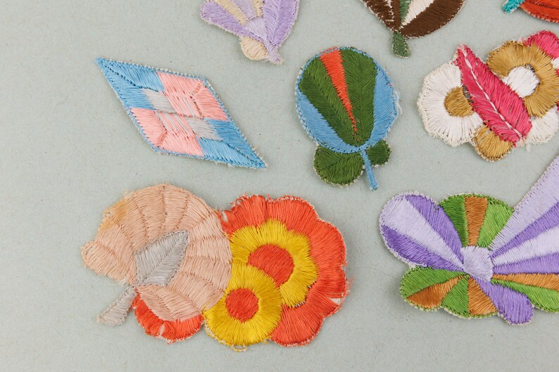 Collection of 8 Vintage Embroidered Flower and Art Deco Shape Appliques in Pastel Colours image 4