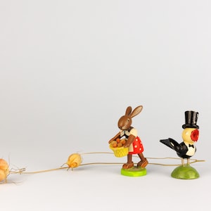 2x Vintage Erzgebirge Wooden Easter Decorations, Bunny Egg Basket, Chick with Top Hat, Painted German Folk Art Miniature figure, Weha Kunst