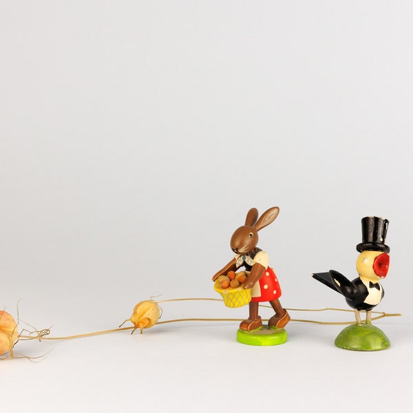 2x Vintage Erzgebirge Wooden Easter Decorations, Bunny Egg Basket, Chick with Top Hat, Painted German Folk Art Miniature figure, Weha Kunst