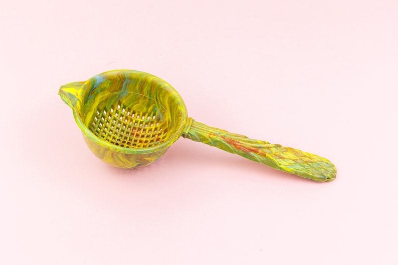 Vintage Yellow Green Marbled Bakelite Tea Strainer with Red Blue and Green Kleeware Made in England, Retro Kitchenalia image 1