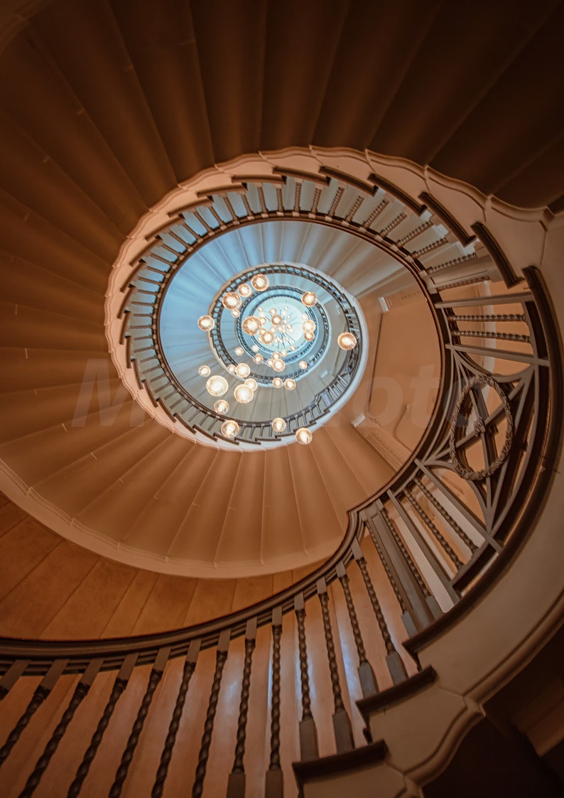 Spiral Staircase, JPEG, Photo, Decoration Murale, Photo Download, Home Decor image 1