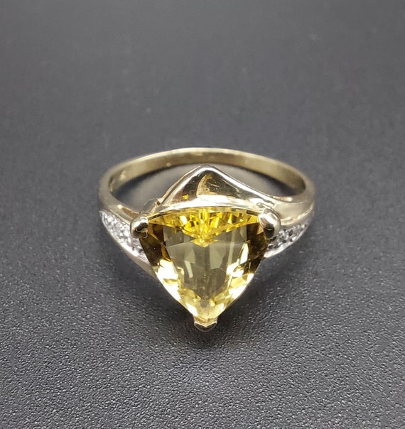 14 kt gold citrine and diamond ring - image 1