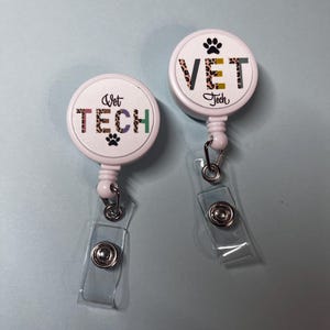 Vet Tech Badge Reels| Veterinary Badge Reel| Veterinary Technician| Gift for Vet Students| Decorative Badge| Vet Life| Retractable ID Badge