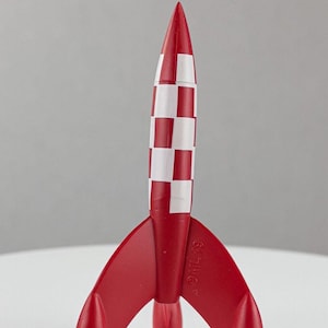 Moulinsart Tintin Model Moon Rocket 42433 8.5cm Herge Fusee Lunaire 2009