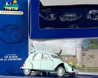 ATLAS TINTIN CAR # 33 Crashed 2CV - The Castafiore Emerald Herge model car 1/43 Scale