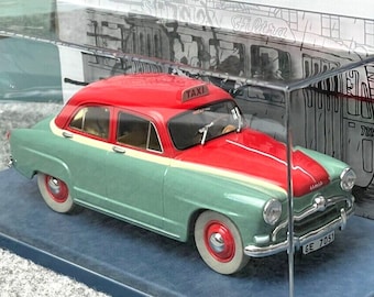 VOITURE TINTIN 1/24 29929 Simca Taxi: Calculus Affair Hachette Model car #29