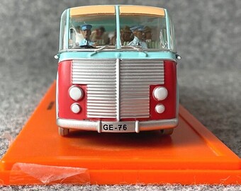 Atlas Tintin Car - Swissair Bus: Calculus Affair 1/43 Scale Model
