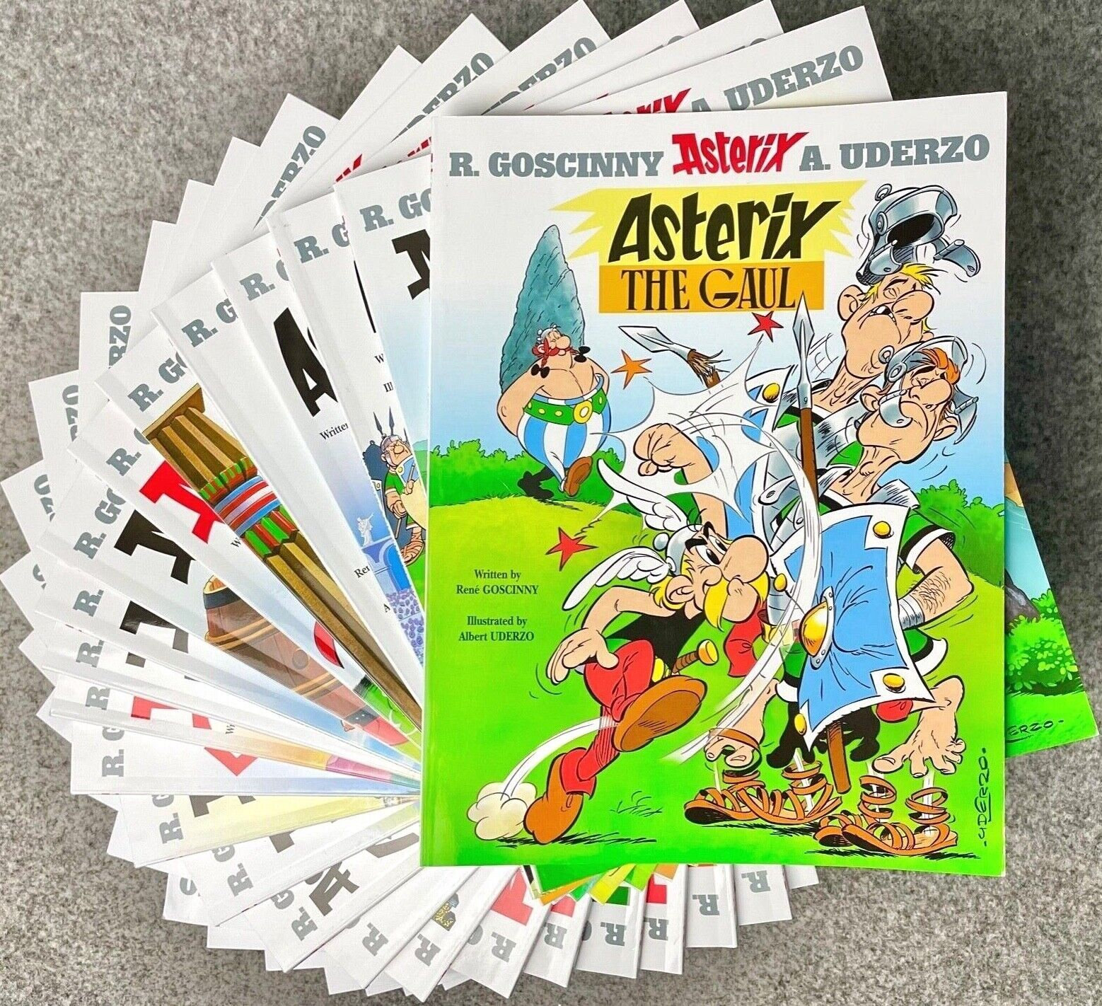 Astérix 7冊まとめセット The Complete Asterix Box set (39 titles): René Goscinny