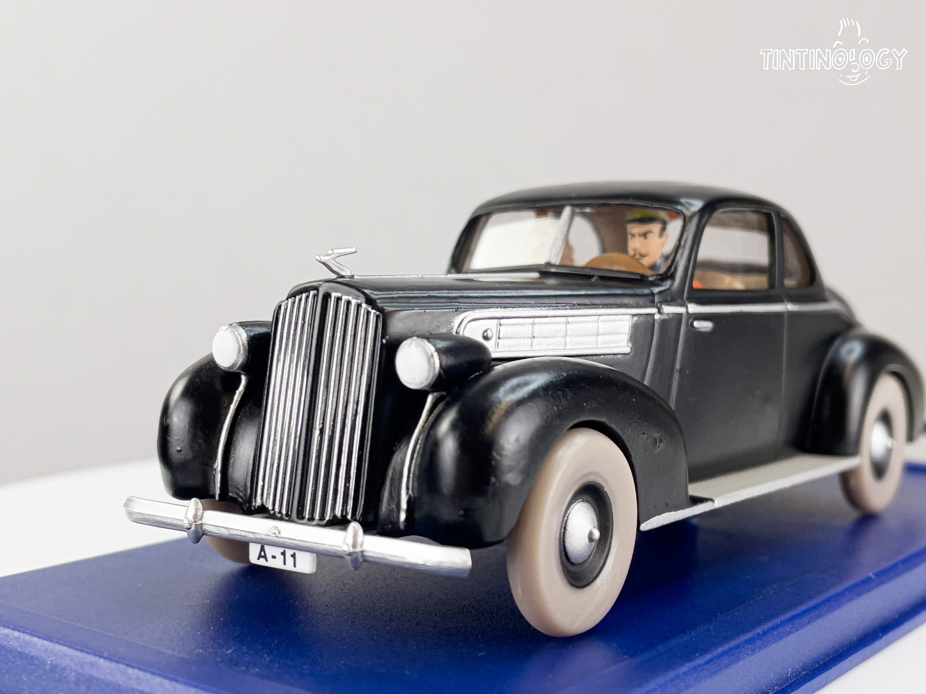 バンダイ★ 1937パッカードクーペロードスター1/16 旧バンダイ 1/16 1937年 パッカード・クーペ・ロードスター おもちゃ