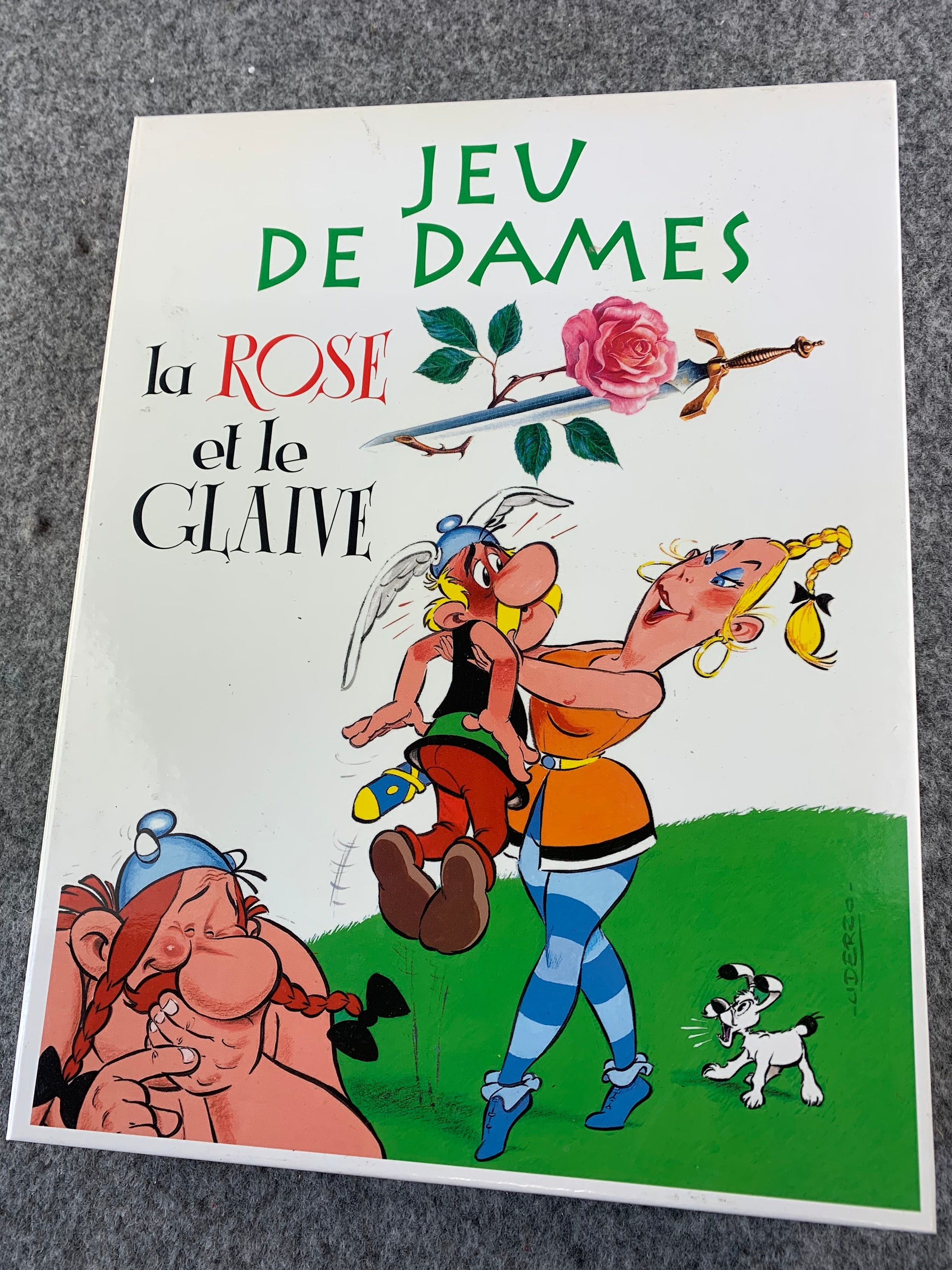 JEU DE SOCIETE De Poker Atlas Asterix Chez Les Helvetes  EUR 10,00