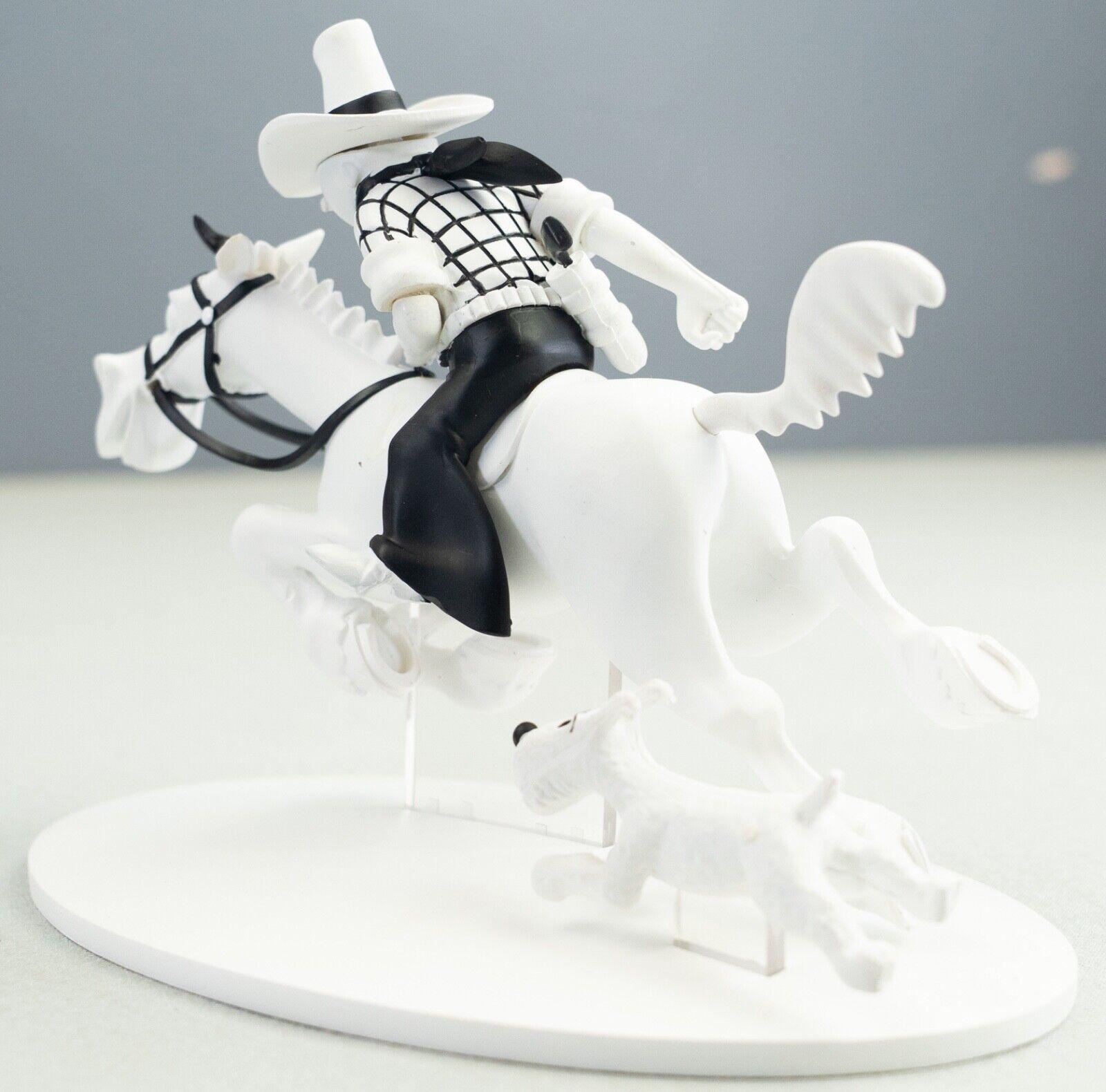 Tintin - Figurine Hors Série N&B - Tintin en Fuite - L'Île