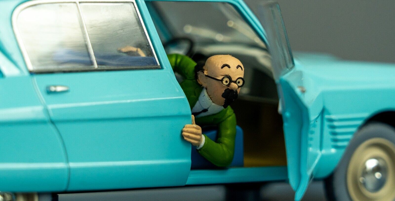 Tintin - Ensemble de 2 voitures 1:24 + 1:43 - L'Ami 6 du