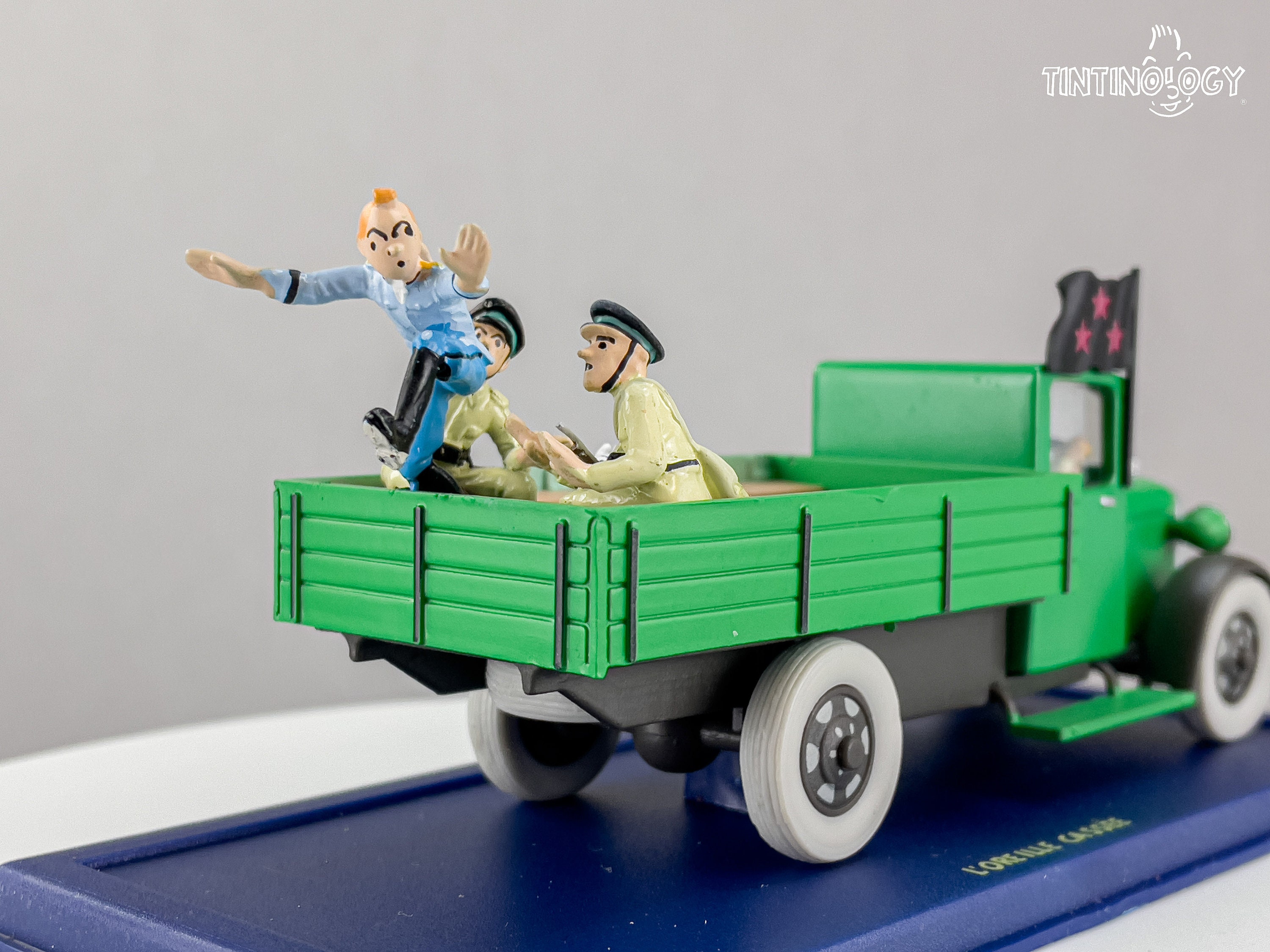 タンタンの冒険 新品｜Yahoo 1/43 SPORT GRAND TORPEDO Tintinタンタン車】LINCOLN ミニカー　レッカー車 TINTIN ミニカー