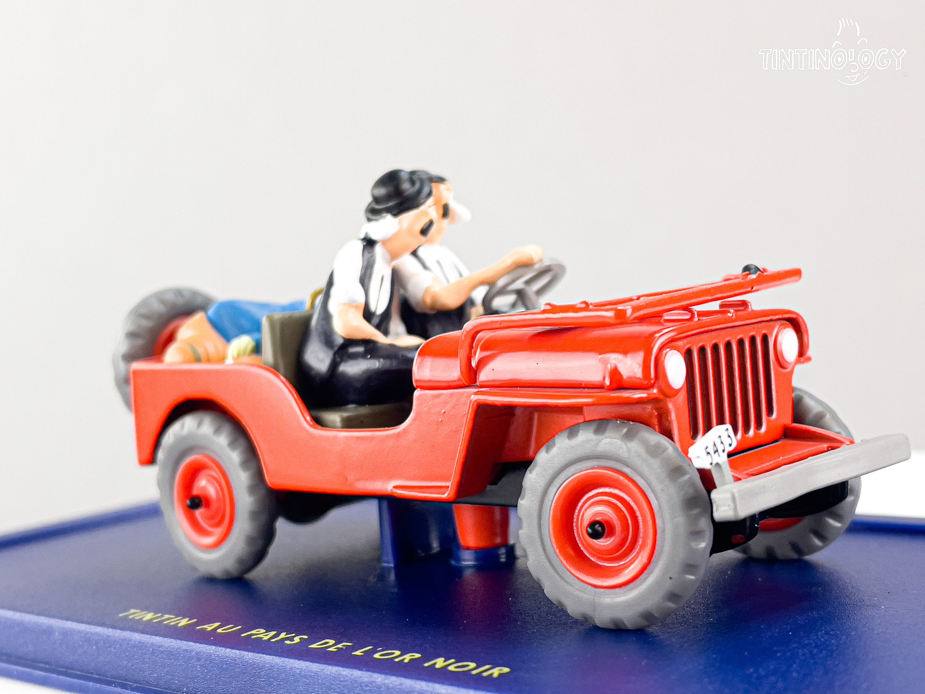 ATLAS TINTIN CAR # 7 Red Willies Jeep - Land of Black Gold Herge