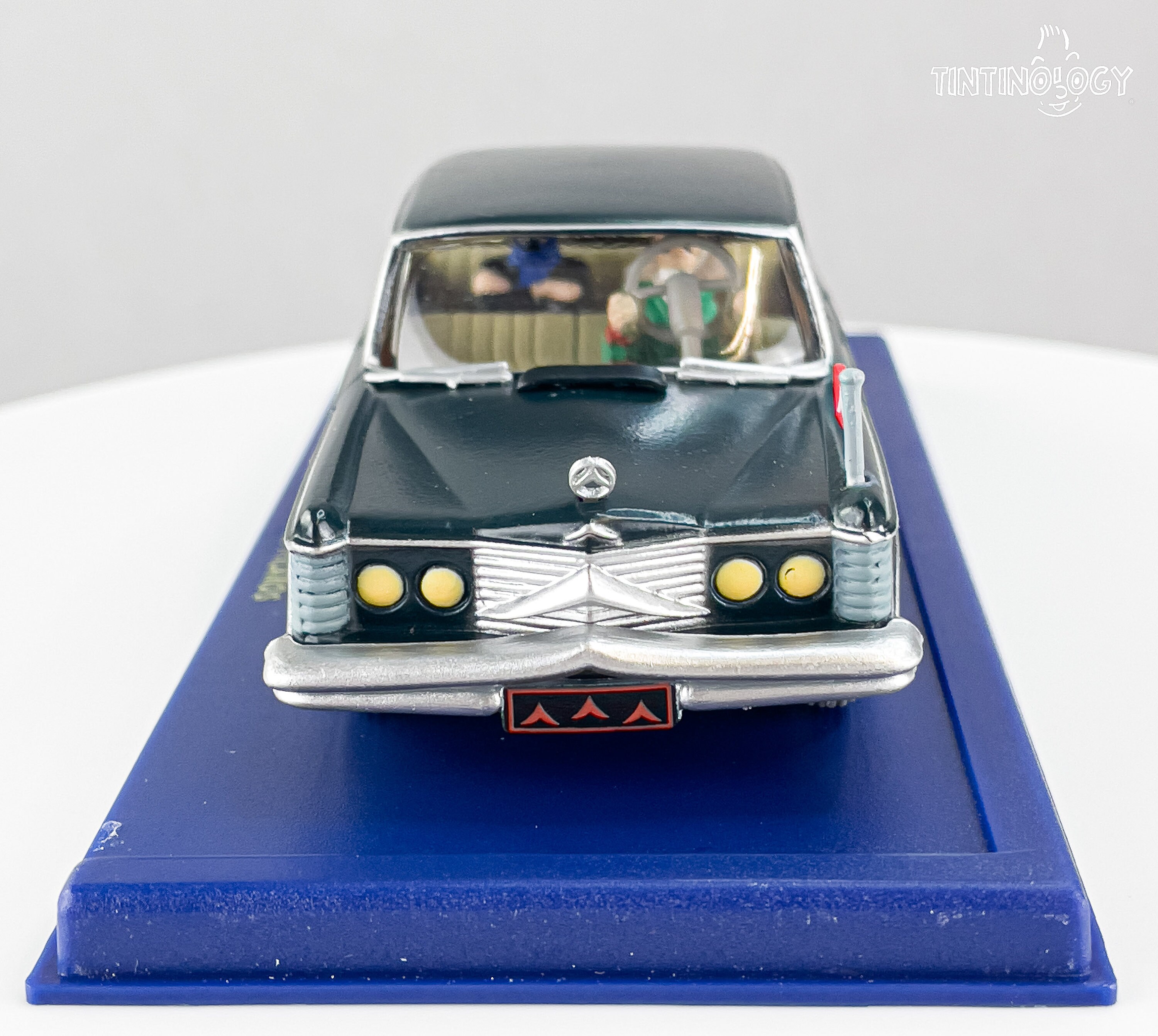 ATLAS TINTIN Car # 11 Government Limo - Picaros Herge Model