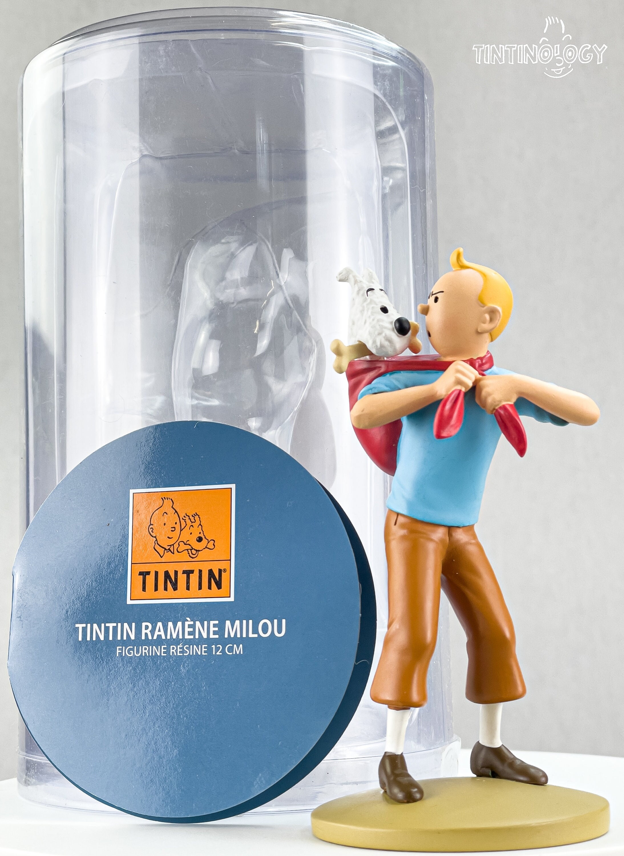 Tintin Figurine Moulinsart 42194: Tintin Carrying Snowy 12cm Herge