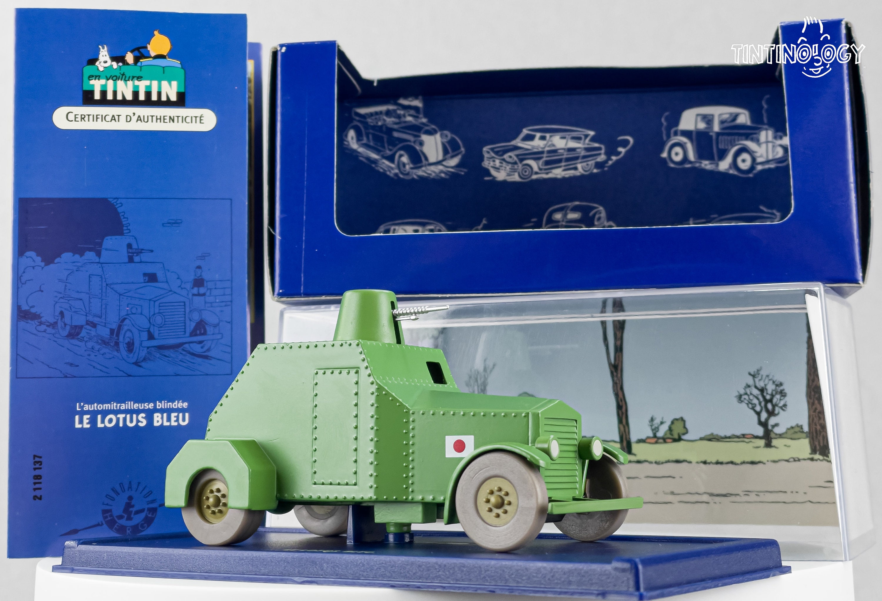 ATLAS TINTIN CAR # 37 Armoured Car - the Blue Lotus Herge Model