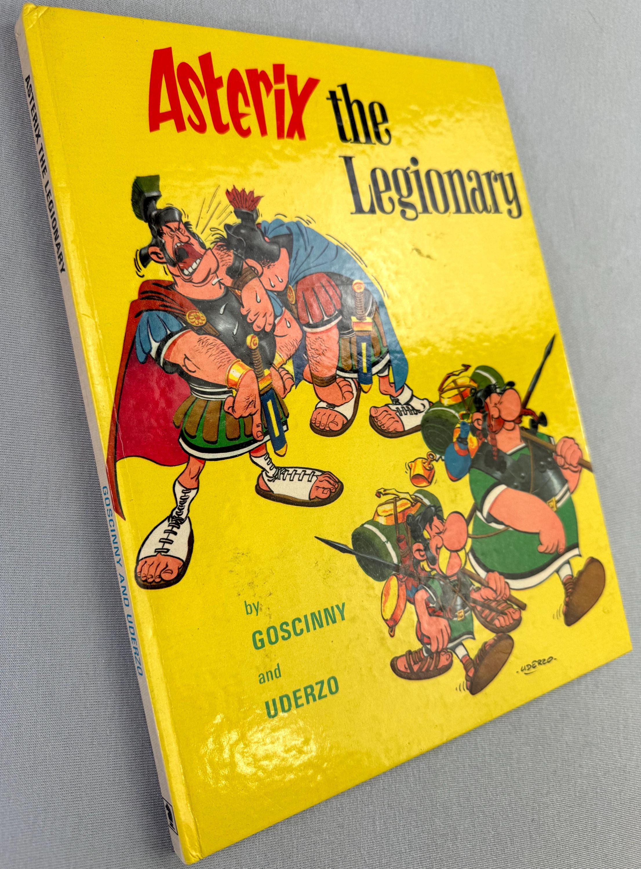 アフロディト（稀覯書） Asterix the Legionary 1971 Hodder/stoughton 2nd UK Edition Rare HB